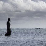 Море - черно-белые фотографии, племя рыболовов